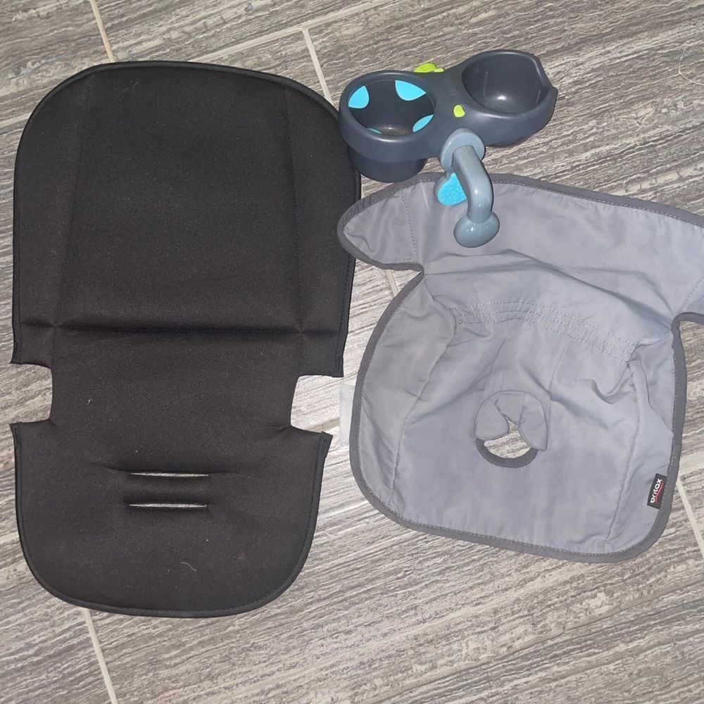 Baby Car Seat Bundle- 3 items